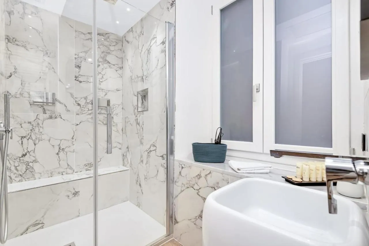 Guest house Nelli Rooms Via Biassa La Spezia Italy